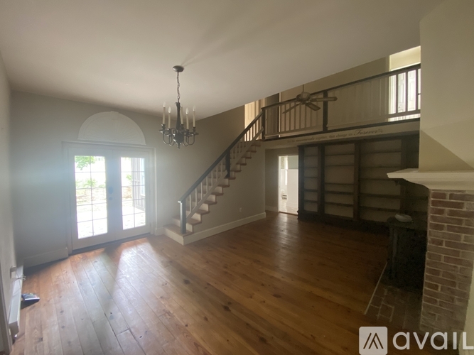 14775 Charmian Road 3 Beds Single Family Home for Rent - Photo gallery 5