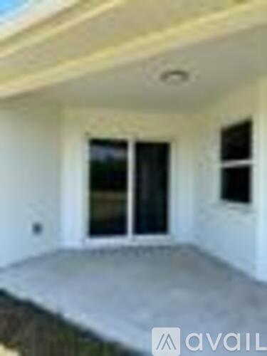 4677 Golfview Blvd 3 Beds Single Family Home for Rent - Photo gallery 4