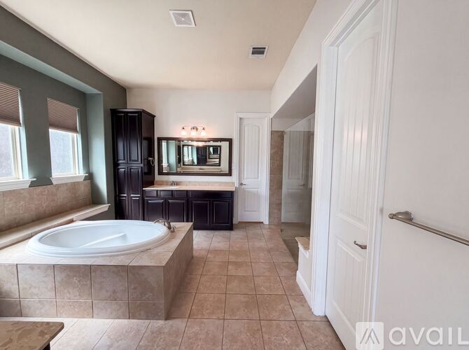 123 Bluehaw Dr 4 Beds Single Family Home for Rent - Photo gallery 4