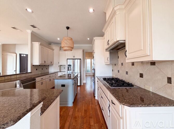 6531 Swallow Ct 4 Beds Single Family Home for Rent - Photo gallery 5