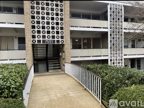7531 Spring Lake Drive 2 Beds Apartment for Rent