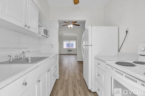 1135 Euclid Ave Studio Apartment for Rent