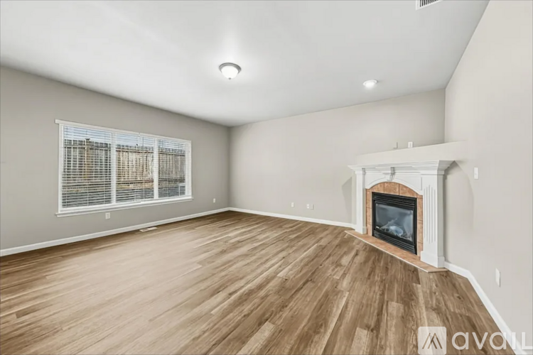 7704 198th St E 4 Beds Single Family Home for Rent - Photo gallery 2