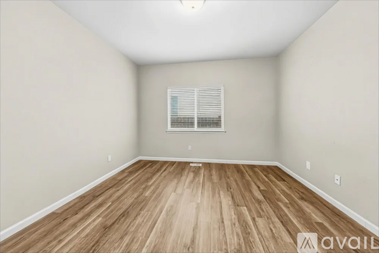 7704 198th St E 4 Beds Single Family Home for Rent - Photo gallery 3