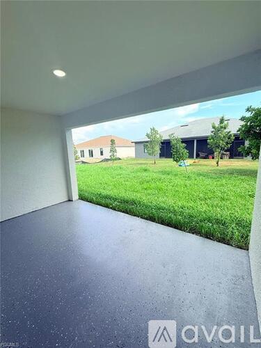 620 SE 7th St 3 Beds Single Family Home for Rent - Photo gallery 2