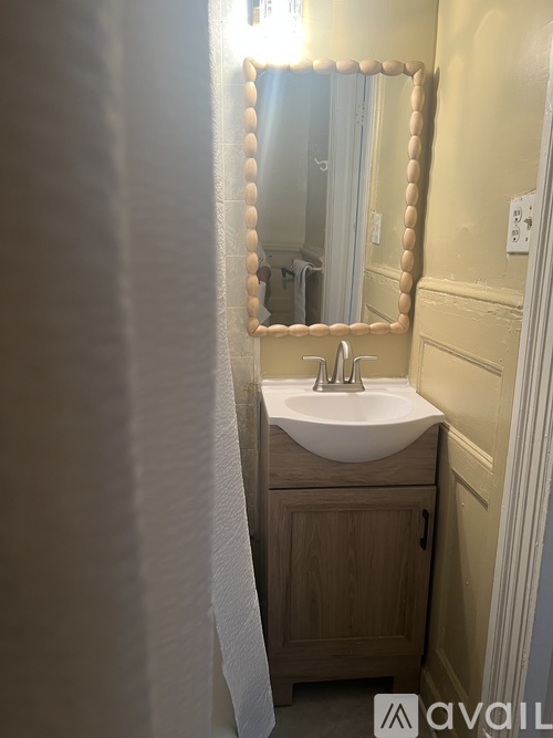 913 Sterling Place 1 Single Family Home for Rent - Photo gallery 3