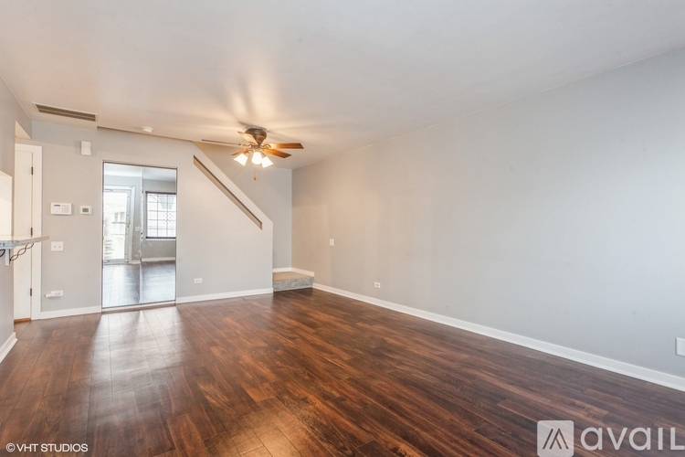 437 Thomas Jefferson Court 2 Beds Townhouse for Rent - Photo gallery 3