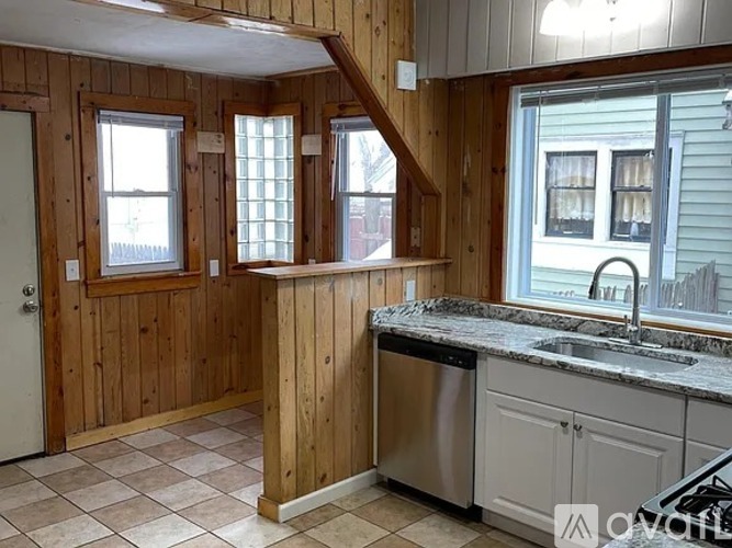 10252 Orleans Ln N 4 Beds Single Family Home for Rent - Photo gallery 3