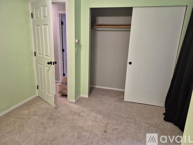 1203 110th St E 1 Apartment for Rent - Photo gallery 3