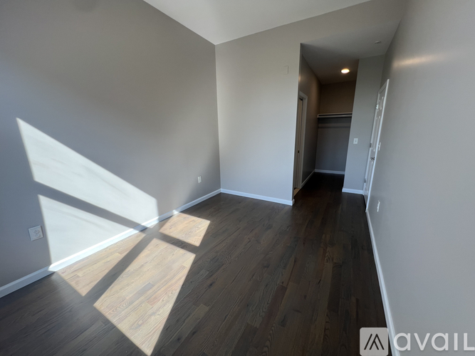 189-195 Avenue E 2 Beds Apartment for Rent - Photo gallery 5