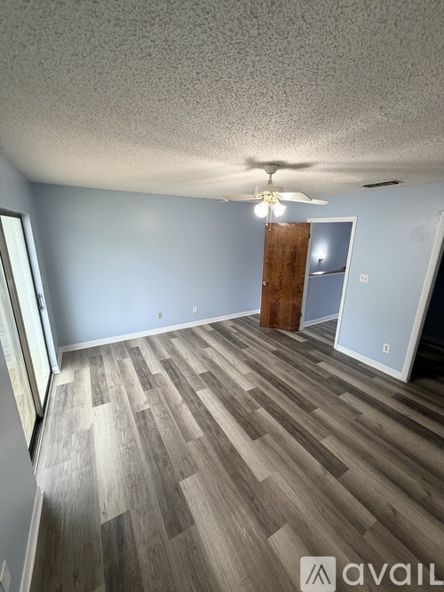 109 Davenport Rd 2 Beds Townhouse for Rent - Photo gallery 2