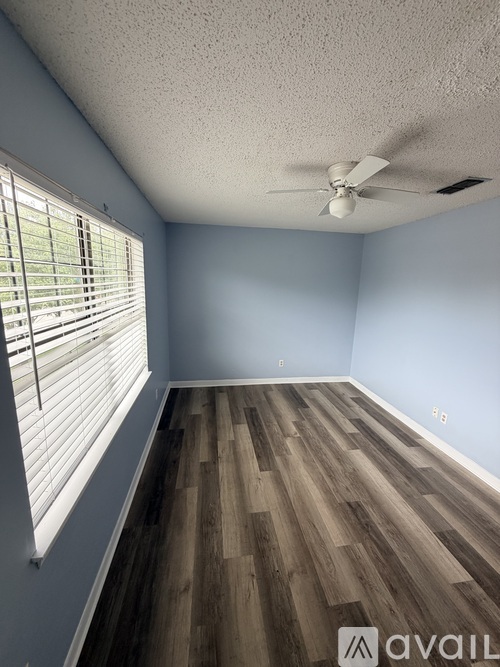 109 Davenport Rd 2 Beds Townhouse for Rent - Photo gallery 5