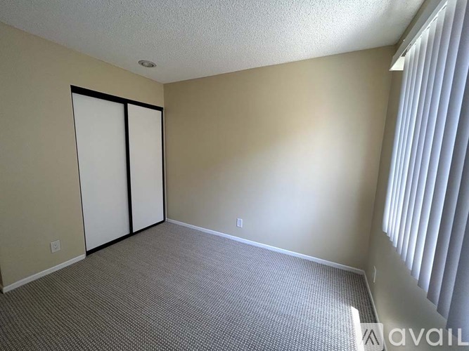 21820 Marylee St 4 Beds Condo for Rent - Photo gallery 3