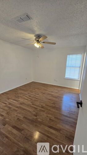 6001 13th Street 3 Beds Single Family Home for Rent - Photo gallery 5
