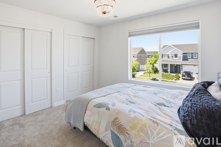3487 South Finch Street 3 Beds Single Family Home for Rent - Photo gallery 2