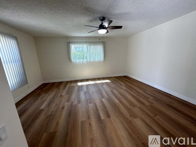22739 Marlin Pl 4 Beds Single Family Home for Rent - Photo gallery 2