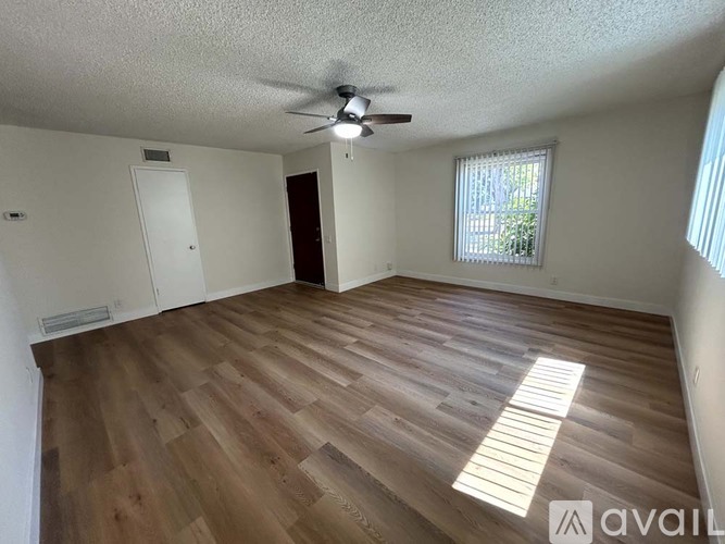 22739 Marlin Pl 4 Beds Single Family Home for Rent - Photo gallery 4