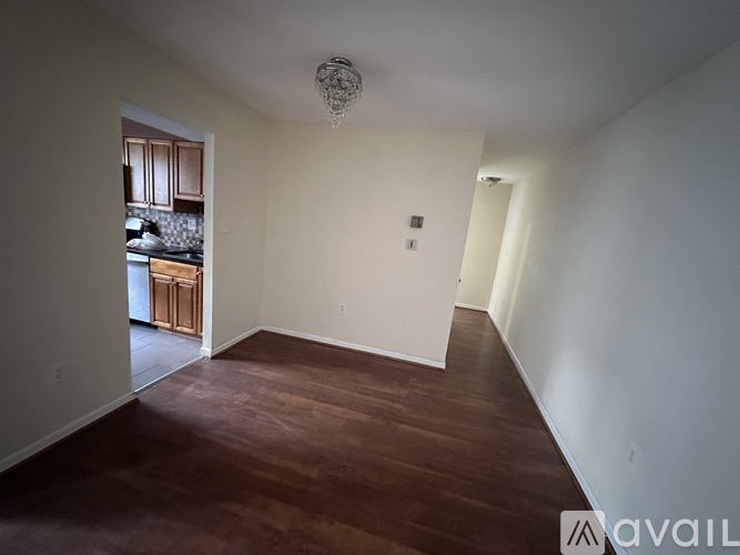 9467 Fairfax Boulevard 2 Beds Apartment for Rent - Photo gallery 3