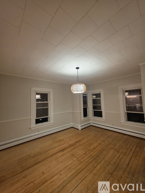 533 Hanover Street 3 Beds Apartment for Rent - Photo gallery 2