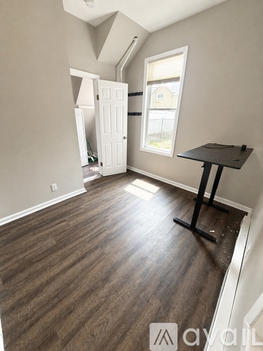 308 7th Avenue West 3 Beds Apartment for Rent - Photo gallery 5