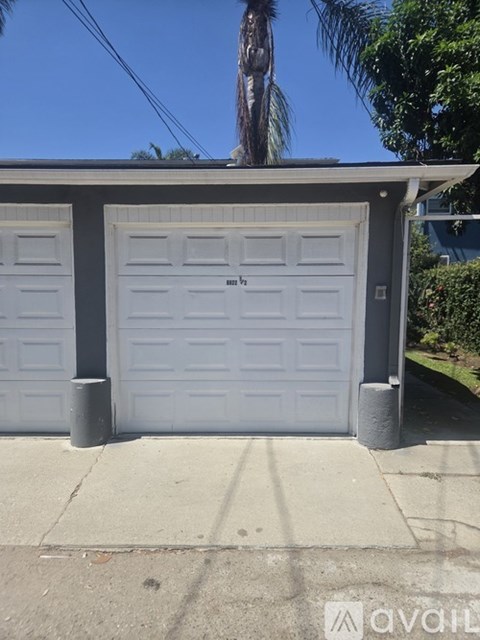 8822 Ramsgate Ave 3 Beds Apartment for Rent