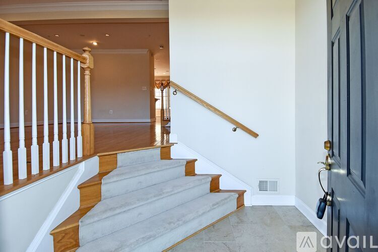 1907 Piccard Drive 4 Beds Townhouse for Rent - Photo gallery 2