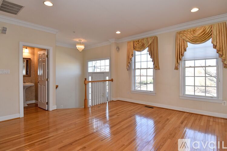 1907 Piccard Drive 4 Beds Townhouse for Rent - Photo gallery 4