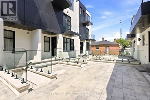 1 - LOWER - 589 OAKWOOD AVENUE 2 Beds Apartment for Rent