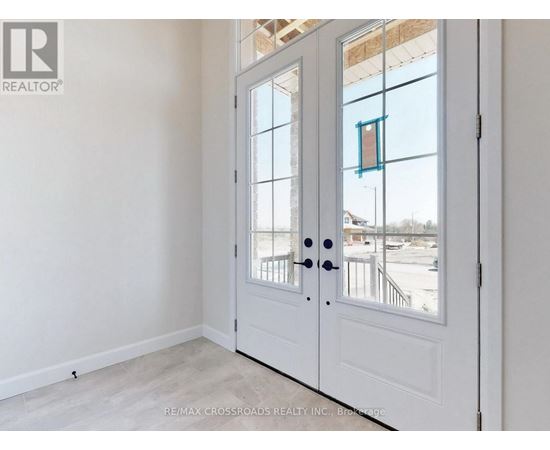 93 YORK DRIVE 4 Beds House for Rent - Photo gallery 3