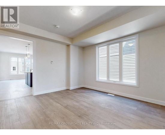 93 YORK DRIVE 4 Beds House for Rent - Photo gallery 5
