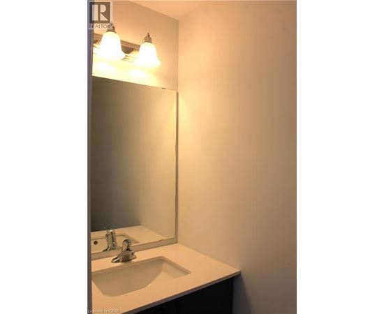 155 EQUESTRIAN Way Unit# 139 3 Beds Condo, Home, Townhouse for Rent - Photo gallery 4