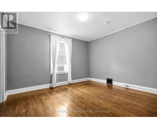 2 - 122 CENTRE STREET 1 Home, Multifamily, Duplex for Rent - Photo gallery 2