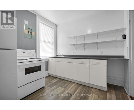 2 - 122 CENTRE STREET 1 Home, Multifamily, Duplex for Rent - Photo gallery 4