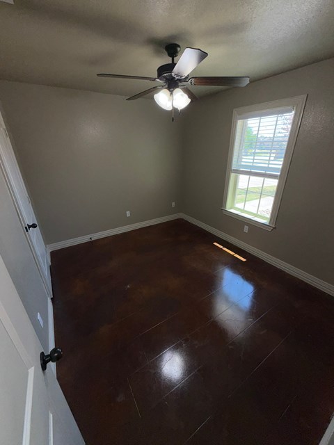 606 Ferrara Circle 3 Beds Apartment for Rent