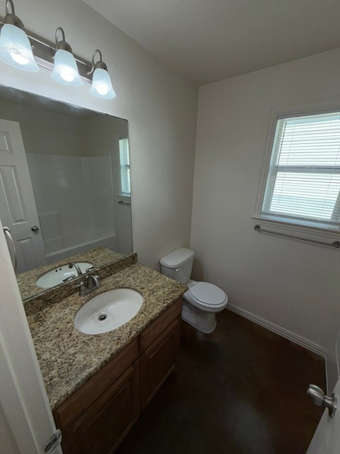 508 East Young Avenue 3 Beds Apartment for Rent