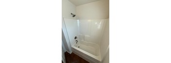 508 (B) East Young Avenue