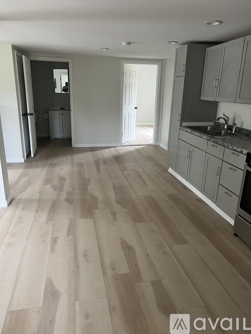 117 119 N Main St 2 Beds Apartment for Rent - Photo gallery 4