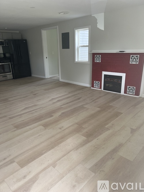117 119 N Main St 2 Beds Apartment for Rent - Photo gallery 5