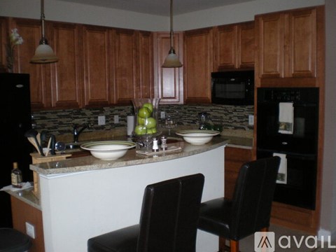 521 Spectator Avenue 4 Beds Apartment for Rent