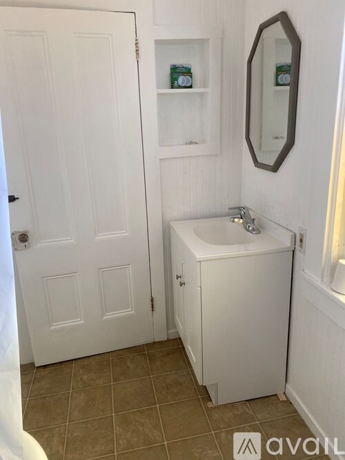 211 Plateau Ave 1 Single Family Home for Rent - Photo gallery 4