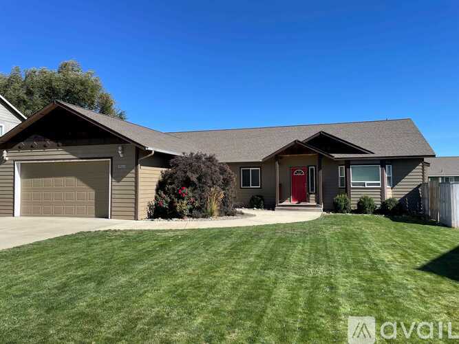 2208 N Spar Lane- - MARTIN 5 Beds Single Family Home for Rent - Photo gallery 3