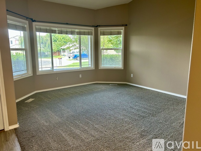 3125 E Beamer Ct 4 Beds Single Family Home for Rent - Photo gallery 5