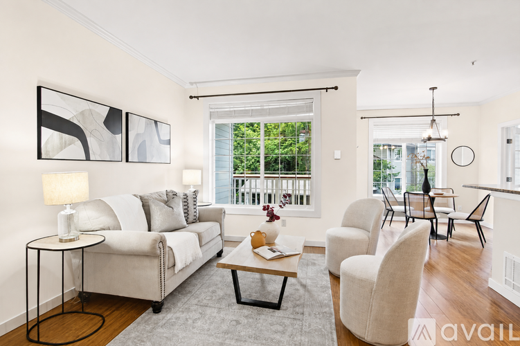 18505 Southeast Newport Way 2 Beds Condo for Rent - Photo gallery 1