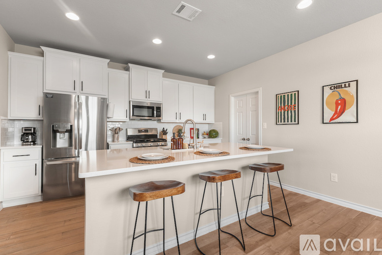 936 Eves Necklace Drive 3 Beds Single Family Home for Rent - Photo gallery 5
