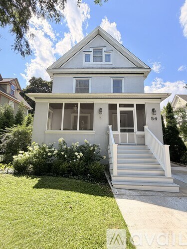 54 Bluff Avenue 2 Beds Apartment for Rent