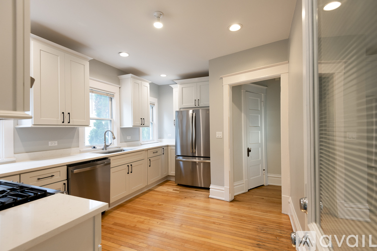 54 Bluff Avenue 2 Beds Apartment for Rent - Photo gallery 2