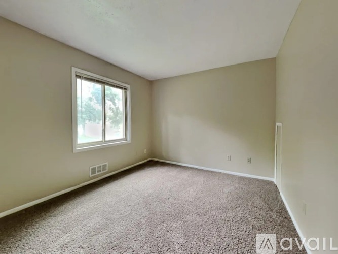 5S522 Bonnie Court 3 Beds Single Family Home for Rent - Photo gallery 2