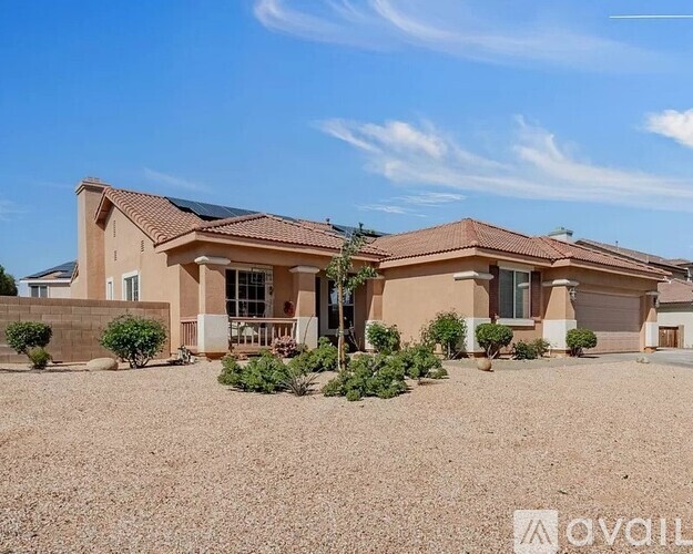 311 Bogie Street 5 Beds Single Family Home for Rent - Photo gallery 2