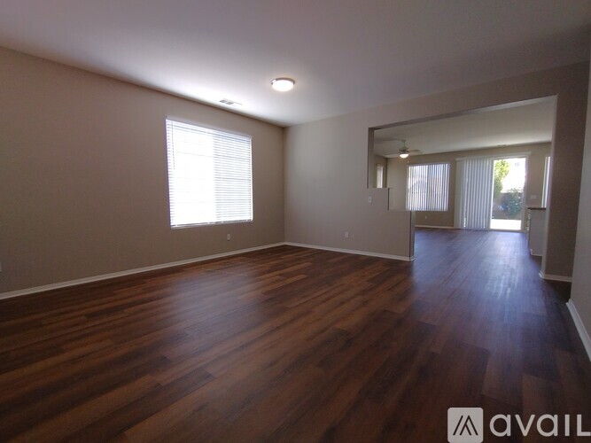 311 Bogie Street 5 Beds Single Family Home for Rent - Photo gallery 5