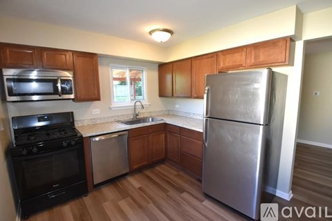 1736 Sprucedale Dr 3 Beds Apartment for Rent
